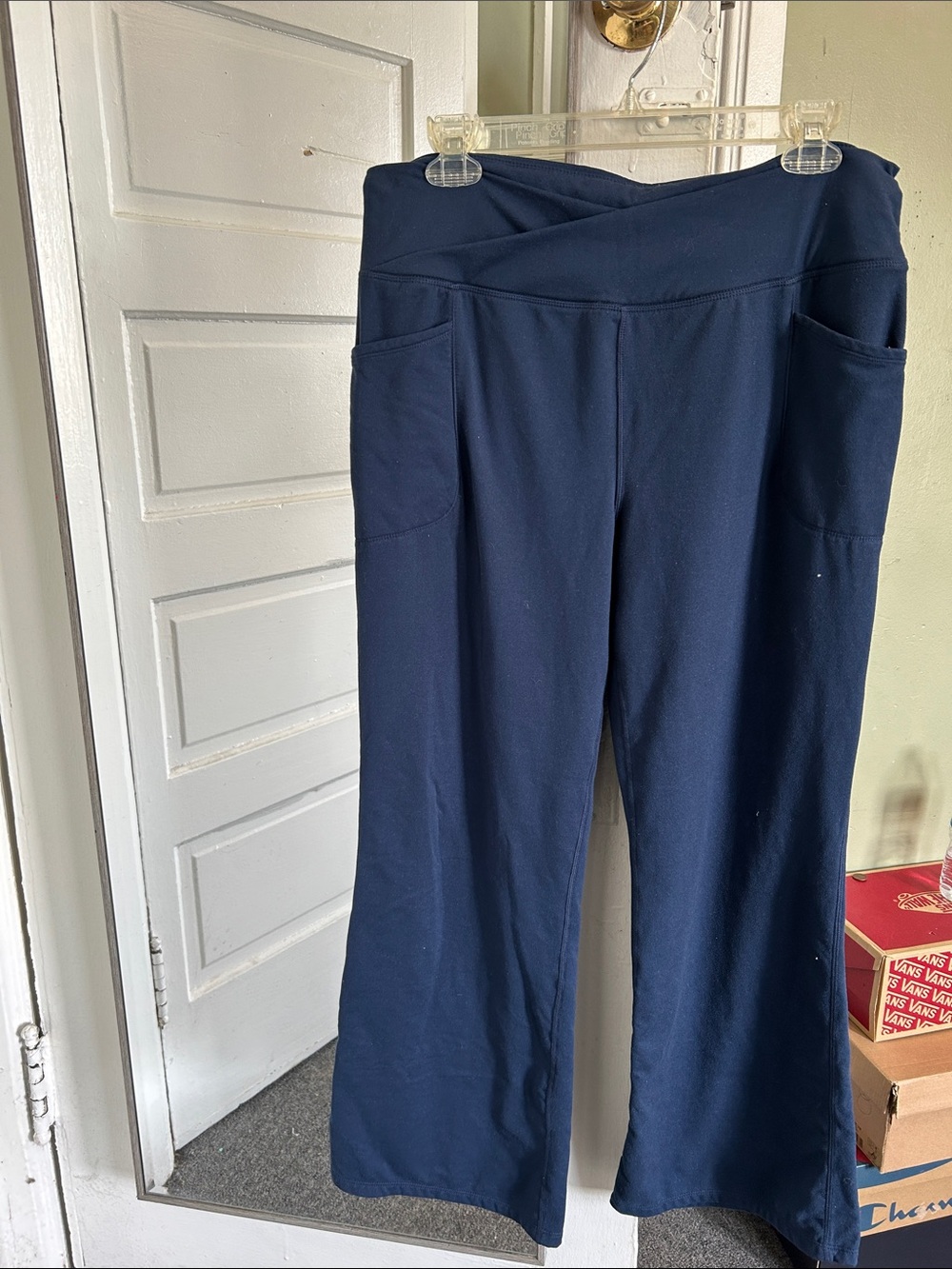 Navy Wide-Leg Pants with Front Pockets